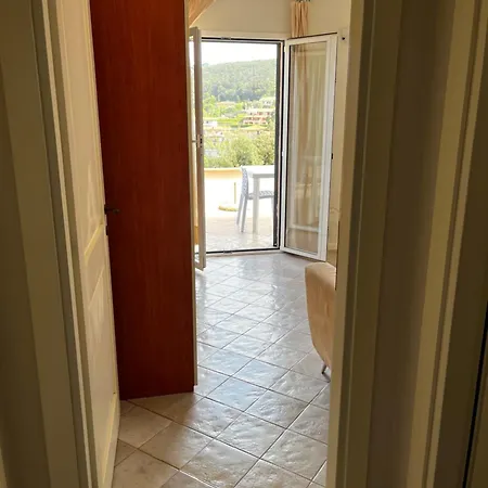 Monolocale Solana 6 *